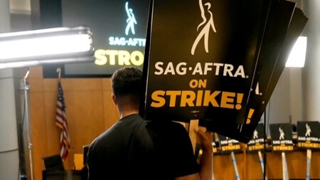El Sindicato de Actores de Hollywood en huelga reanuda las negociaciones con los estudios