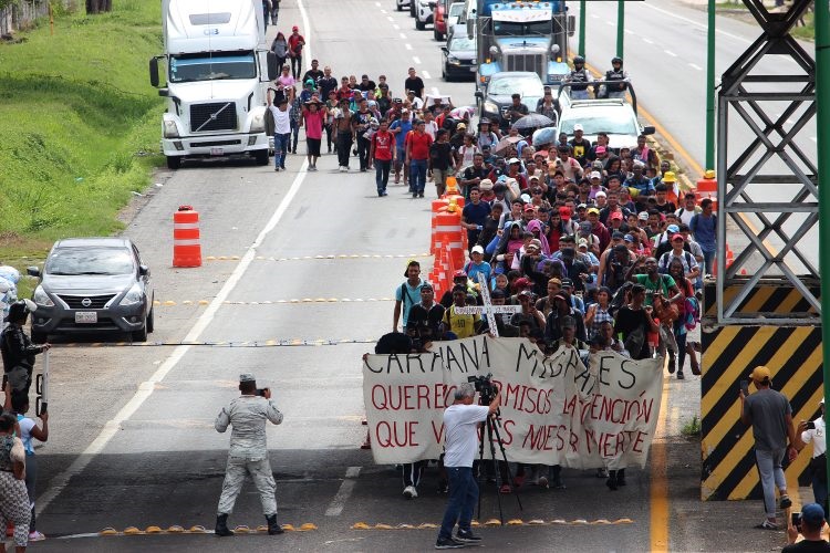1,200 migrantes salen desde el sur mexicano 